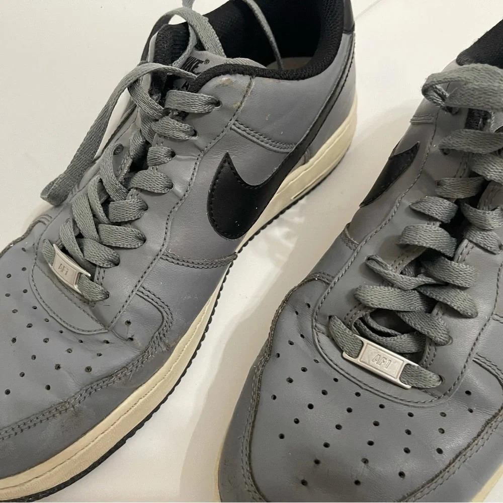 2015 Nike Air Force 1 Low Cool Grey Black White Rare 488298-086 Mens Size 10.5 - Picture 5 of 14